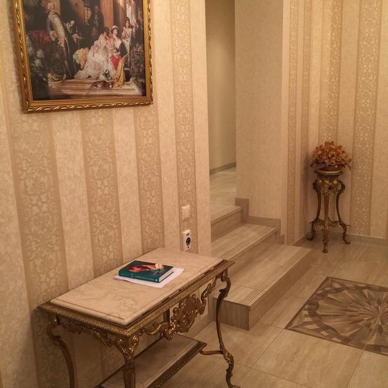 Lesya Apartment With Terrace تبليسي المظهر الخارجي الصورة