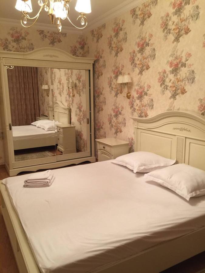 Lesya Apartment With Terrace تبليسي المظهر الخارجي الصورة